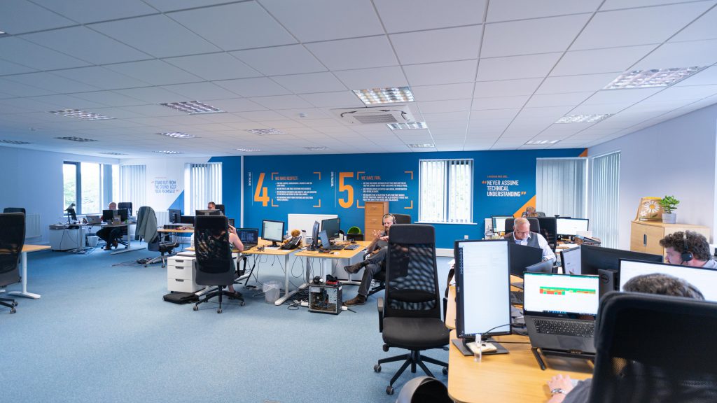 Layanan Profesional Prama Komputer